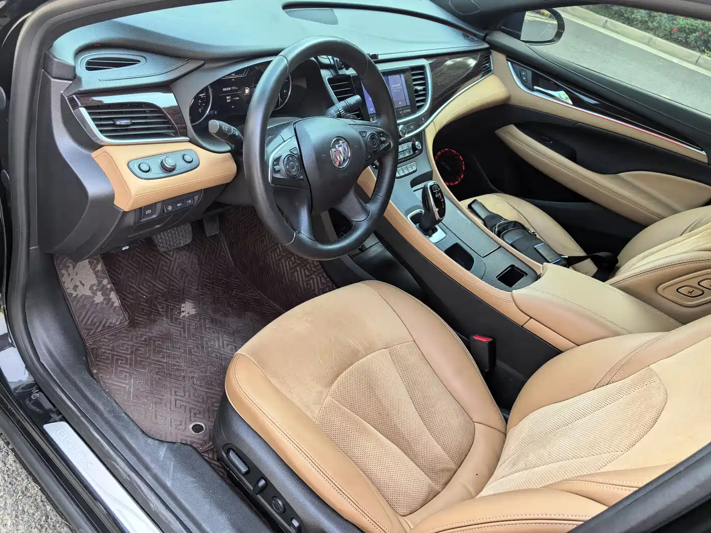 BUICK LACROSSE