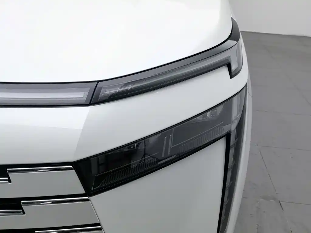 GAC Trumpchi Trumpchi E8 NEV 2025 2024 Model 150km MAX+