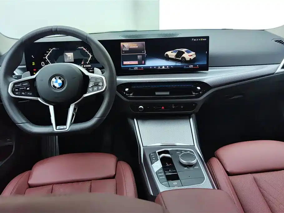 BMW 3 Series 2025 330Li M Sport Night Edition фото 12