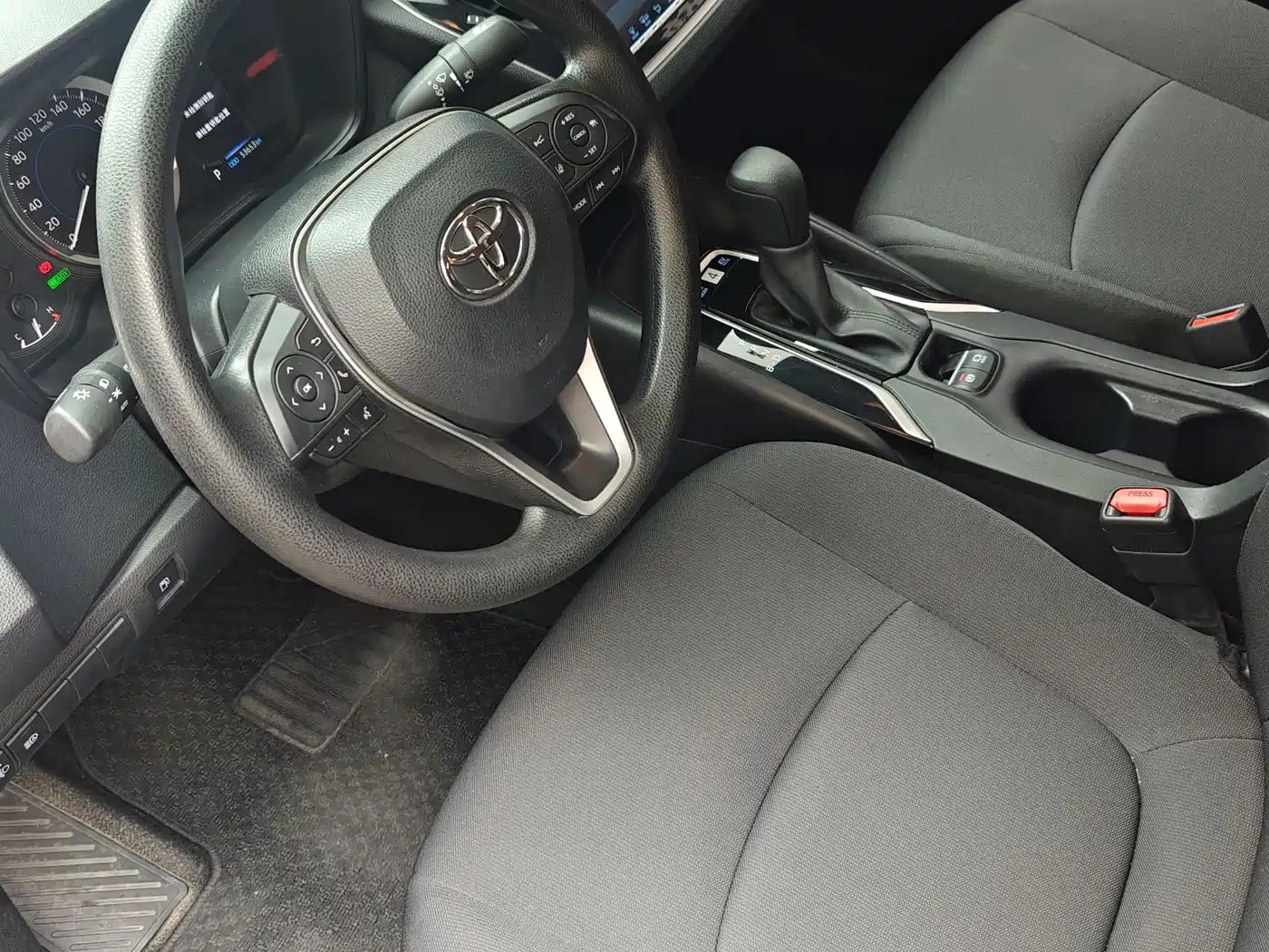 Toyota Corolla 2021 Hybrid 1.8L E-CVT Elite Edition фото 9
