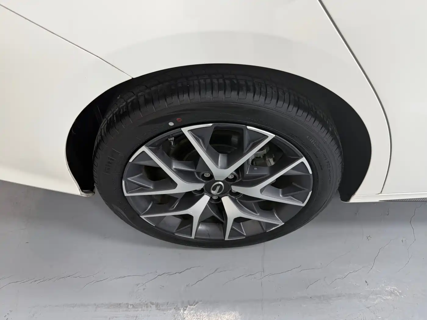 GAC Trumpchi Trumpchi Emkoo 2023 Shadow Leopard H Smart Hybrid фото 17