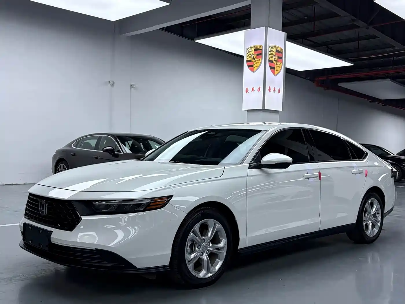 Honda Accord 2023 260TURBO Smart Enjoyment Edition