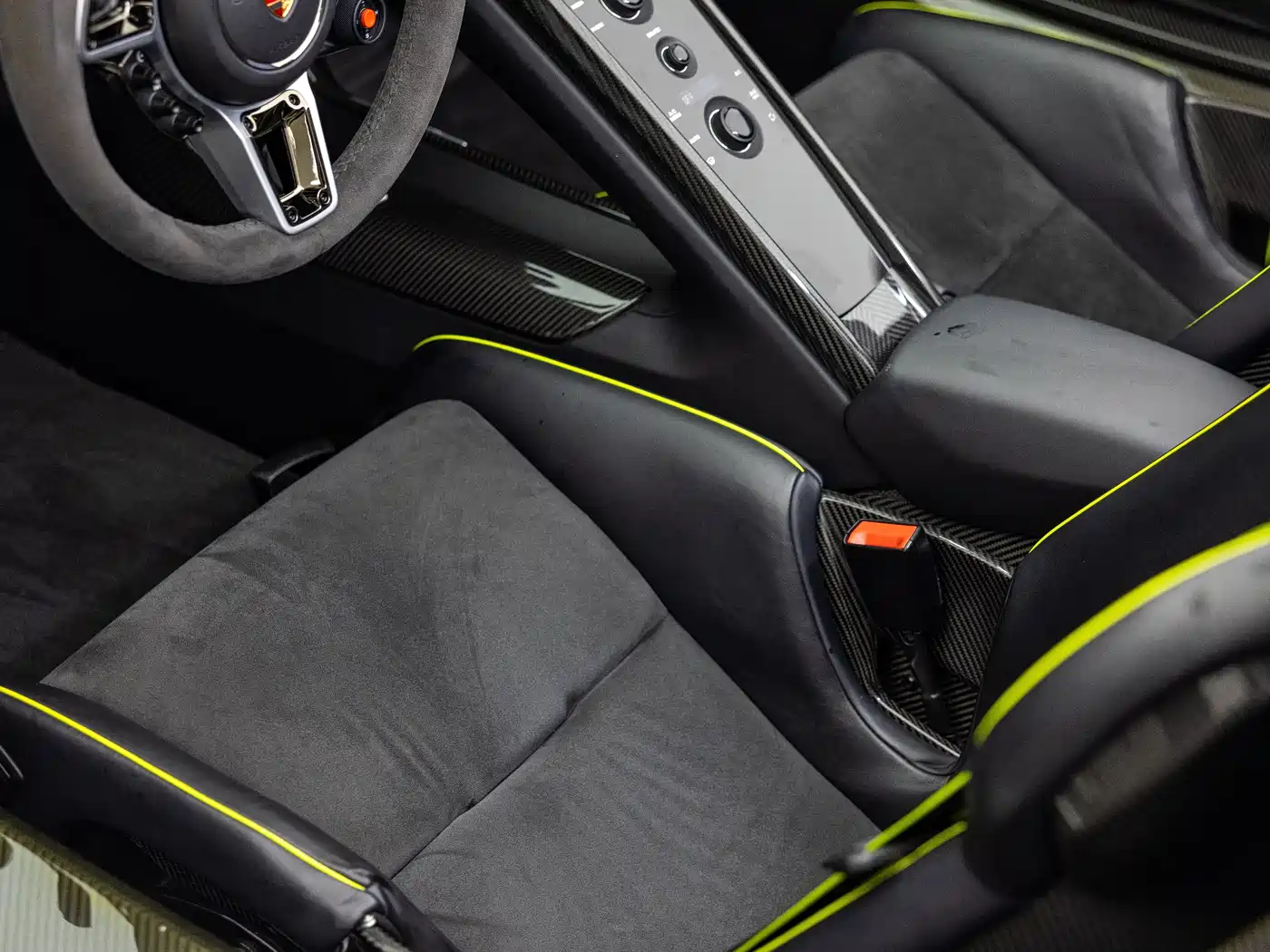 Porsche 918 Spyder 2014 Weissach Package 4.6L фото 23