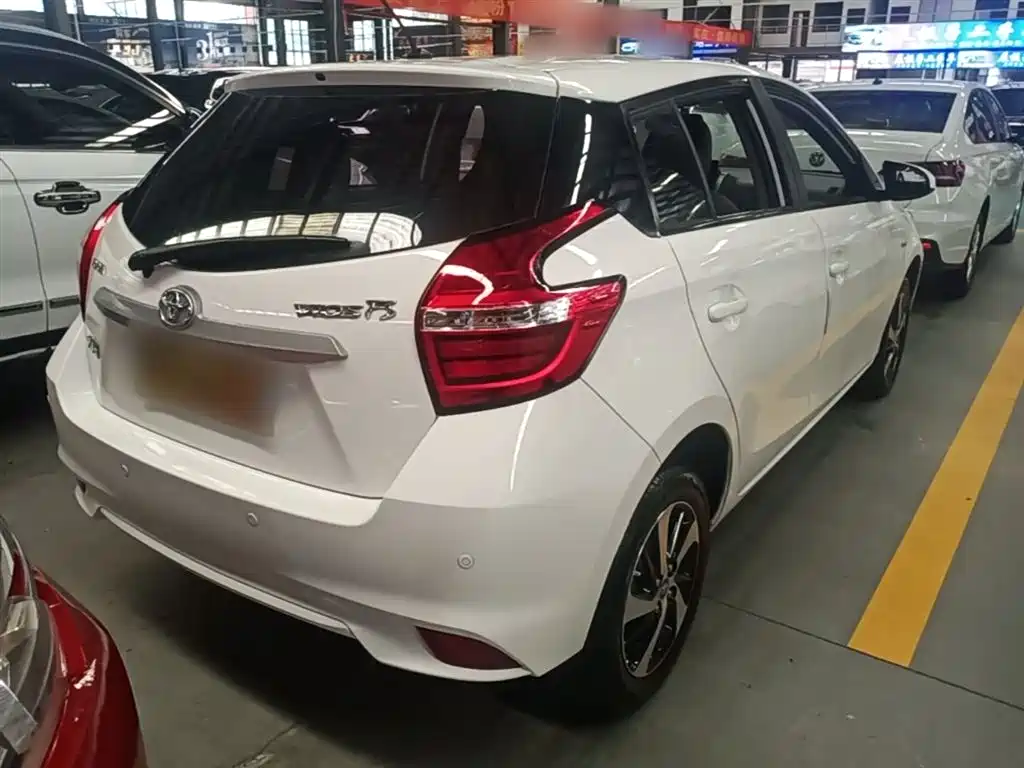 Toyota Vios FS 2017 1.5L CVT Fengchi Edition фото 7