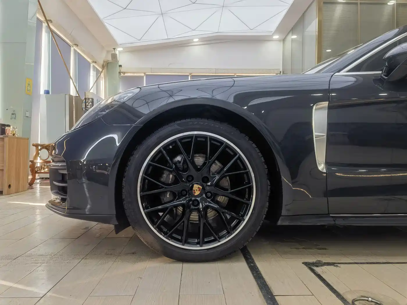 Porsche Panamera 2021 Panamera 4 Executive Long Wheelbase 2.9T фото 14