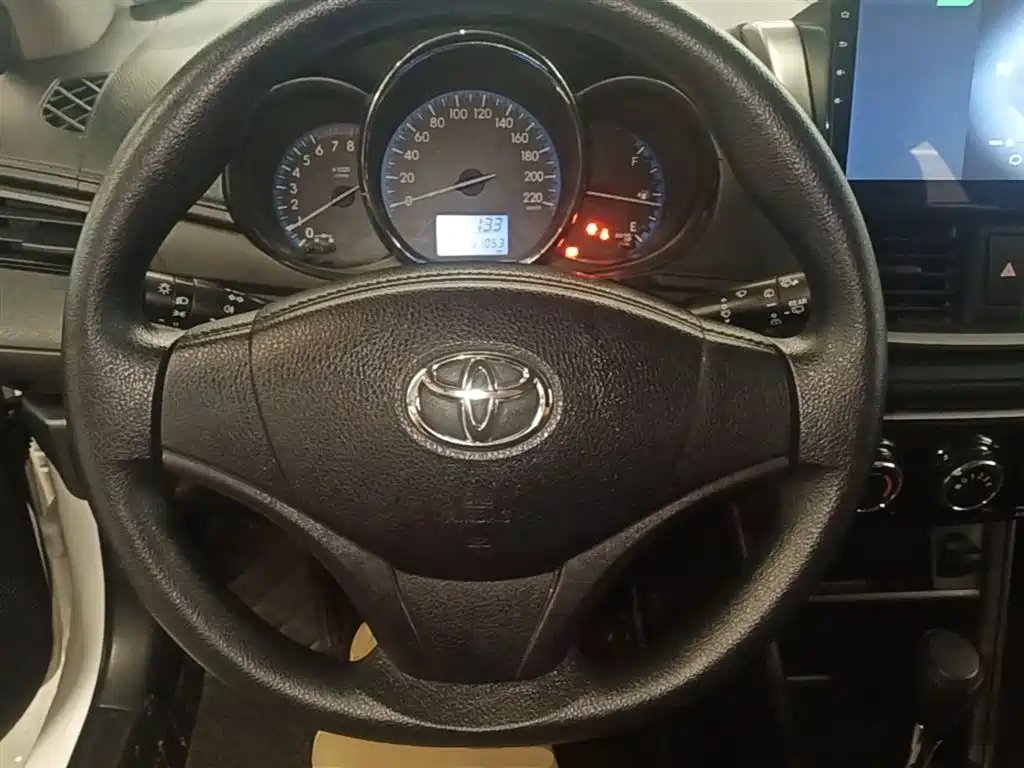 Toyota Vios FS 2017 1.5L CVT Fengchi Edition фото 11