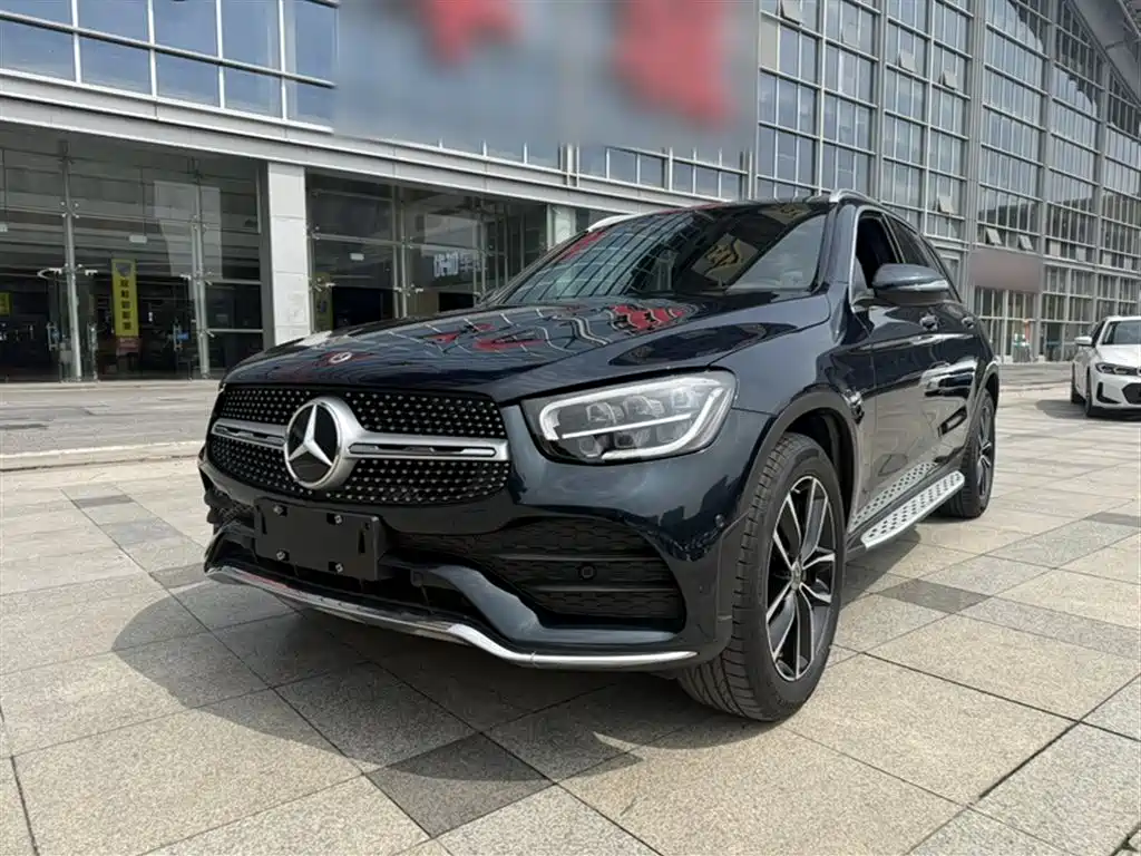 MERCEDES-BENZ GLC