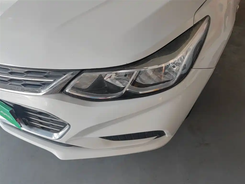 Chevrolet Cruze 2018 320 Automatic Pioneer Sunroof Edition фото 24