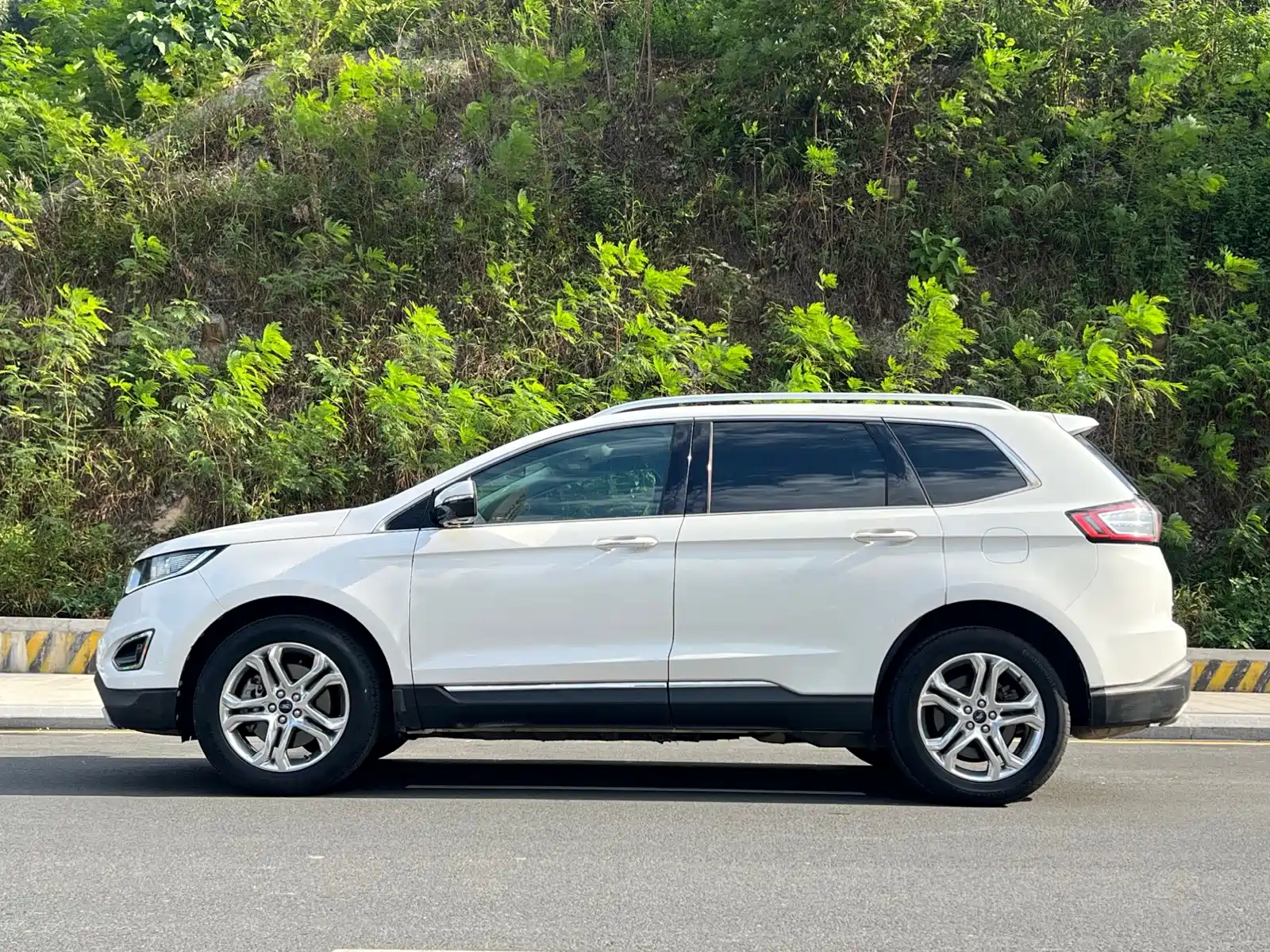 Фото 3 - Ford Edge