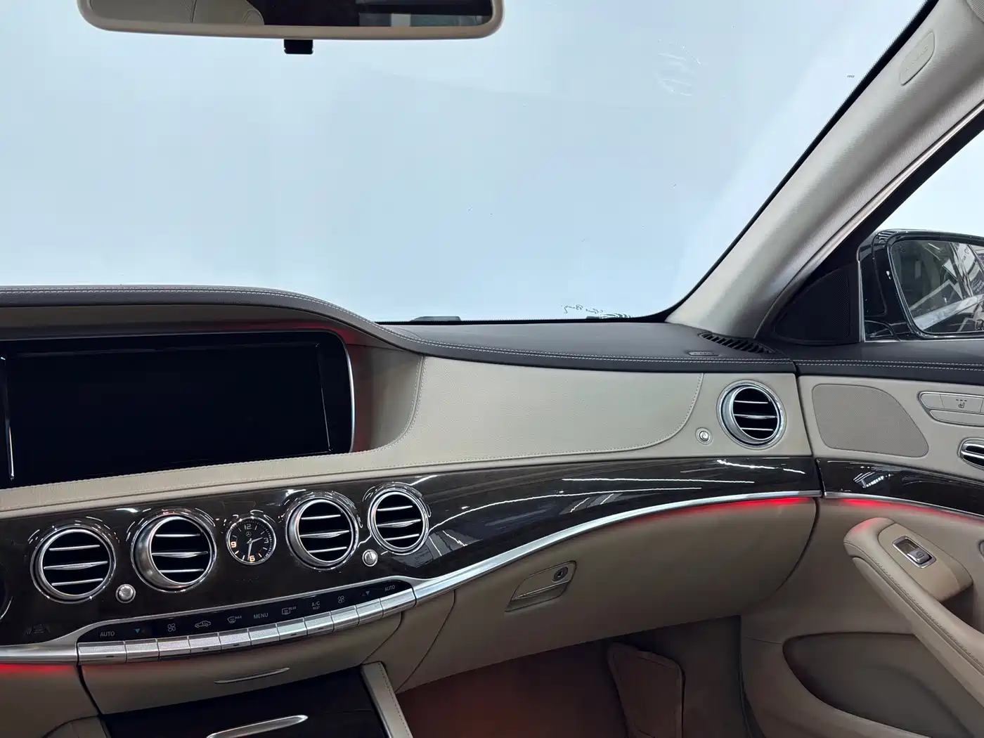 Mercedes-Benz S-Class 2014 S 320 L Business фото 9
