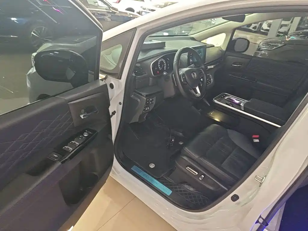 Photo 16 - Honda Elysion