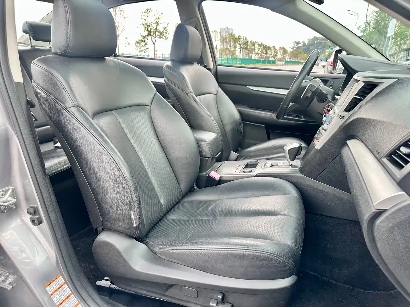 Subaru Legacy 2010 2010 Model 2.0i Luxury