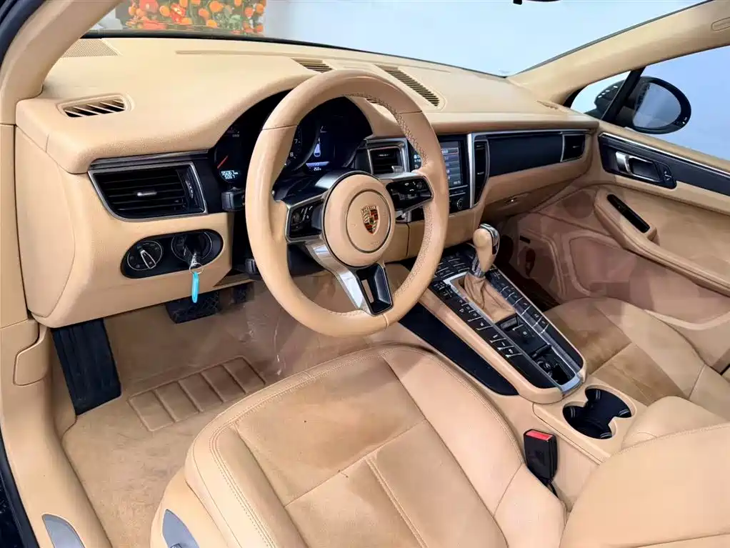 Porsche Macan 2014 Macan 2.0T фото 10