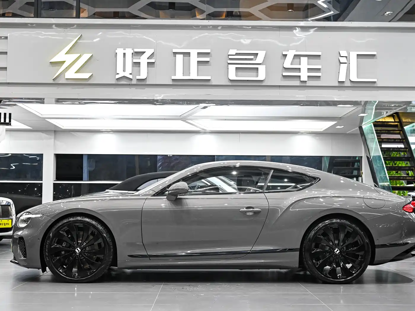 BENTLEY CONTINENTAL PLUG IN HYBRID