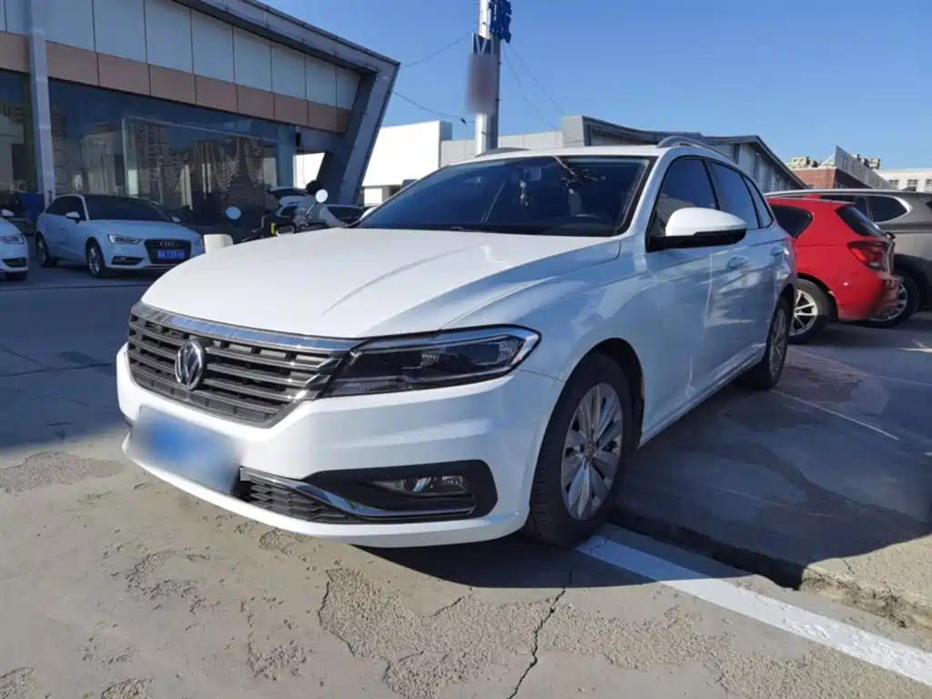 Volkswagen Lavida 2019 Hatchback 200TSI DSG Comfort Edition China VI фото 2