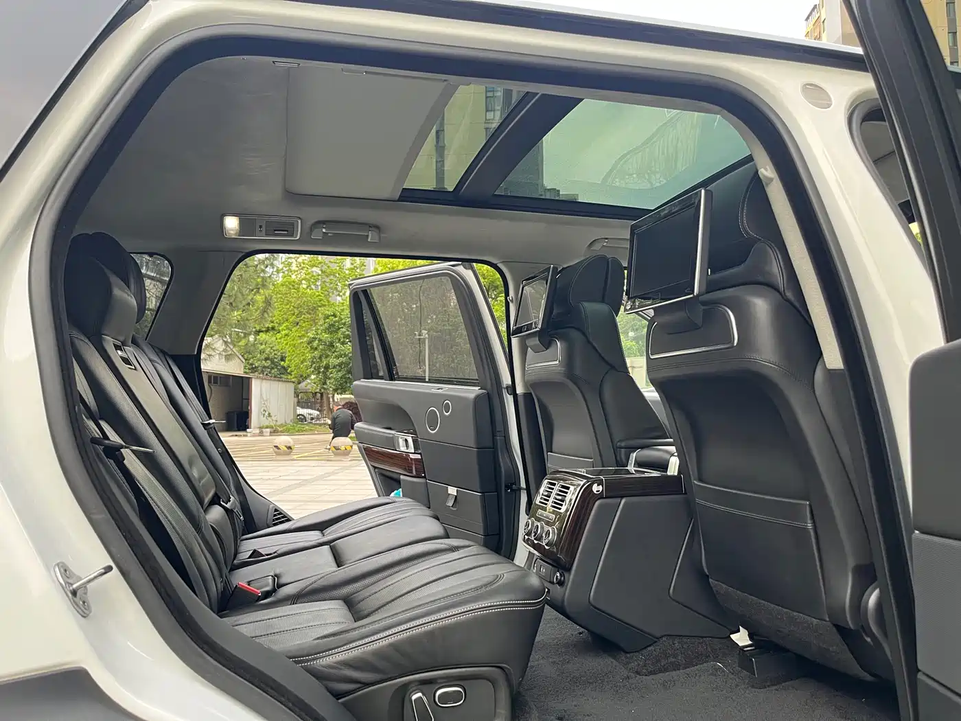 Land Rover Range Rover 2015 5.0 SC V8 AB Prestigious Genesis Extended Edition фото 14