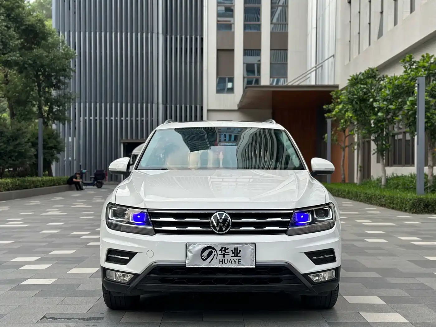 Volkswagen Tiguan L 2021 330TSI Automatic 2WD Smart фото 2