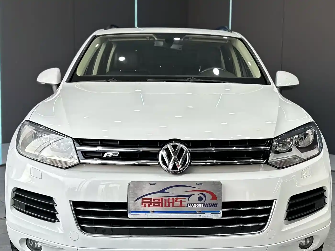 Volkswagen Touareg 2011 3.0TSI Standard фото 2