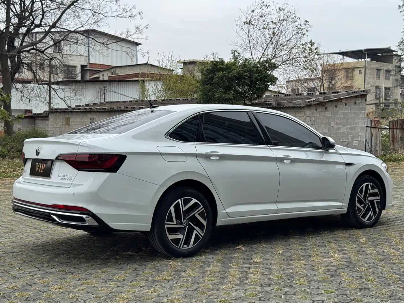 Volkswagen Sagitar 2024 300TSI DSG Surpass Edition фото 4