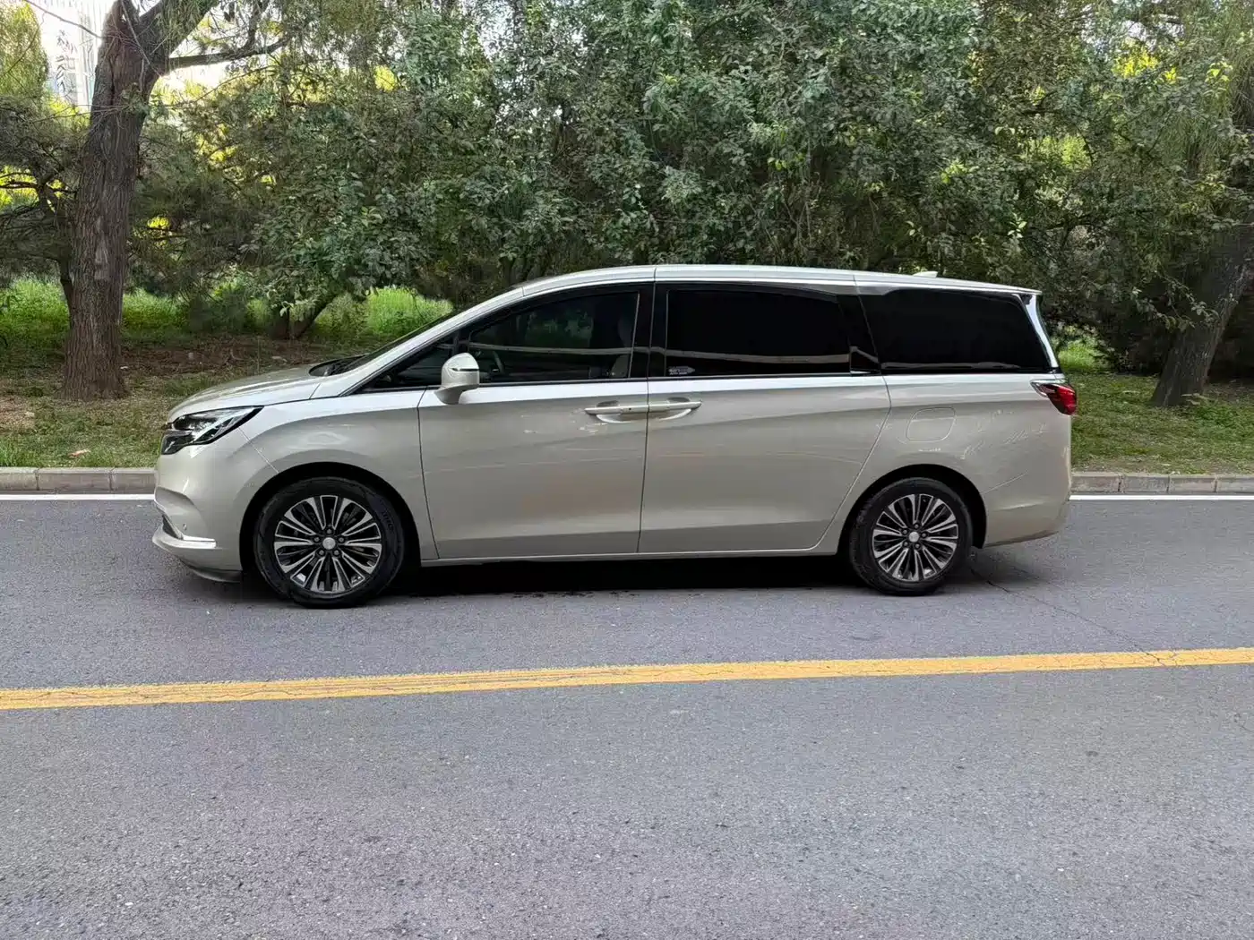 BUICK GL8