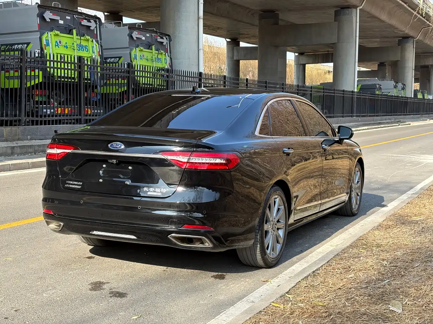 Ford Taurus 2021 2019 EcoBoost 245 Premium Edition