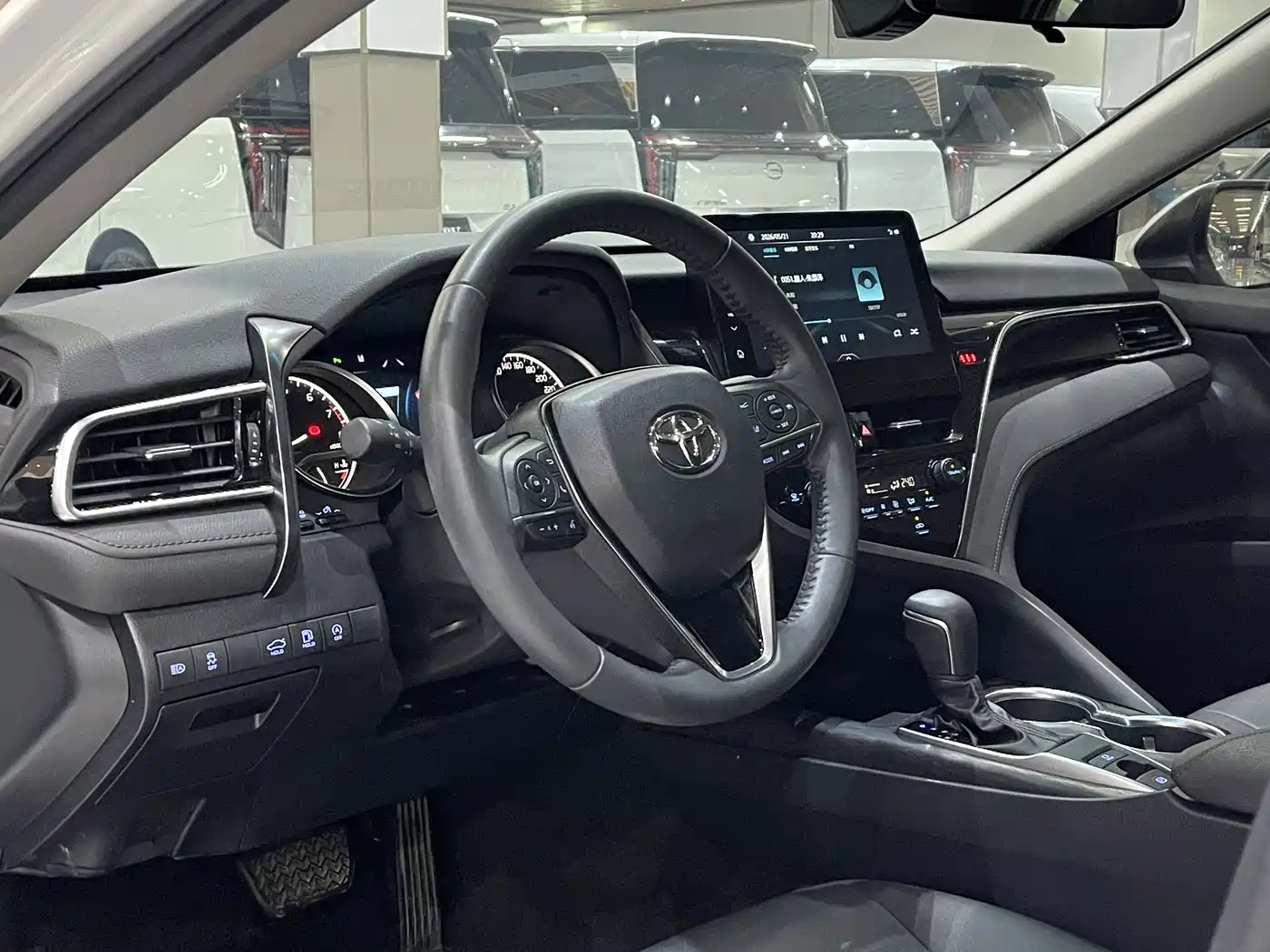 Toyota Camry 2021 2.0G Luxury Edition фото 5
