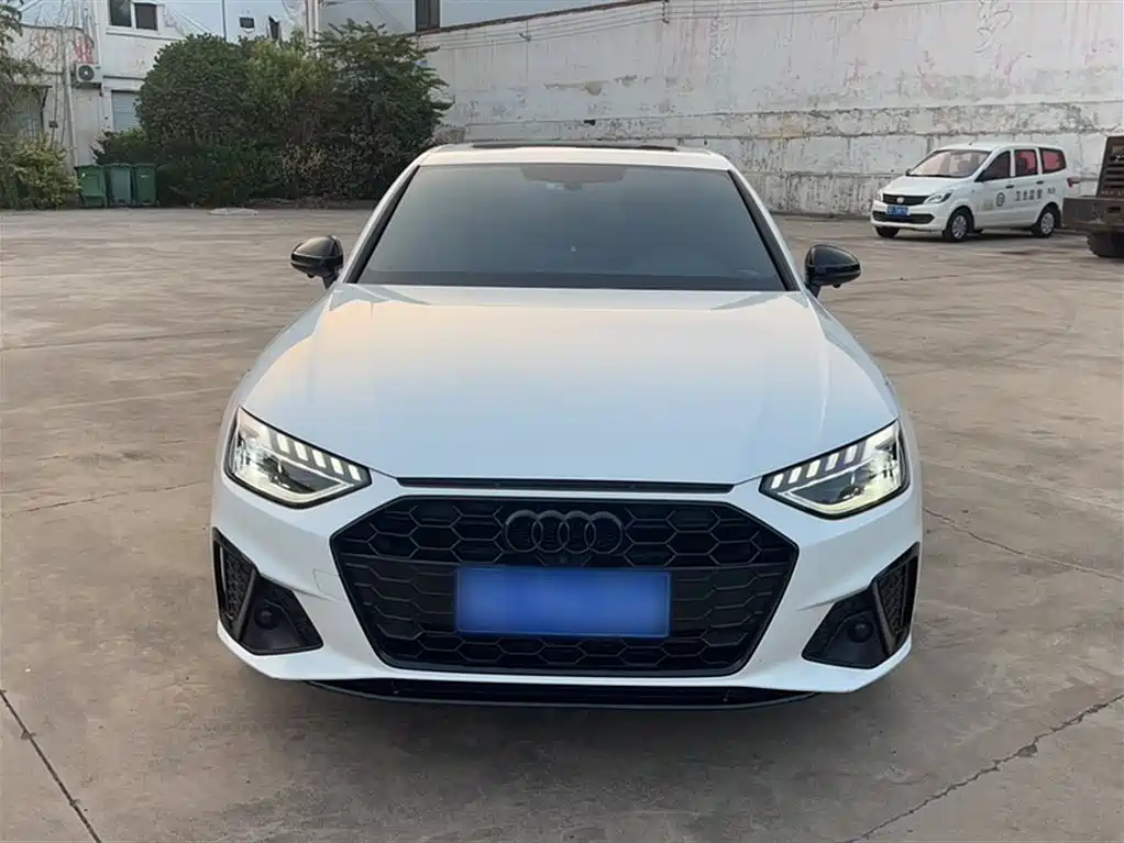Audi A4L 2023 40 TFSI Luxury Sport фото 21