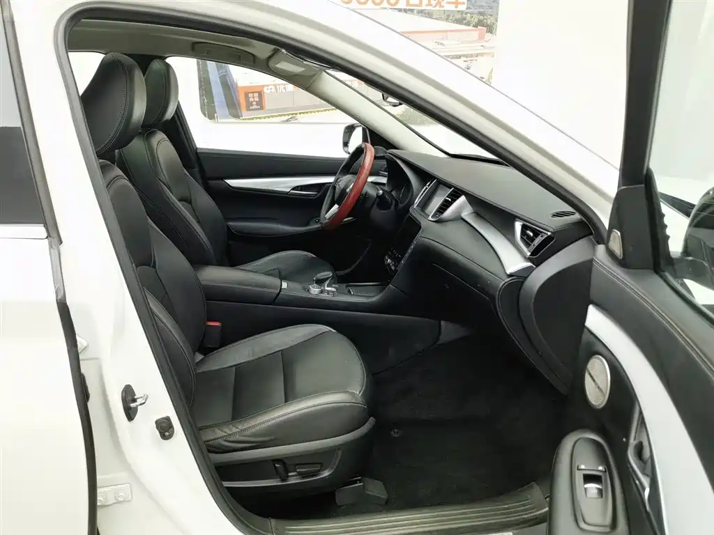 Infiniti QX50 2018 2.0T 4WD Elite Edition фото 23