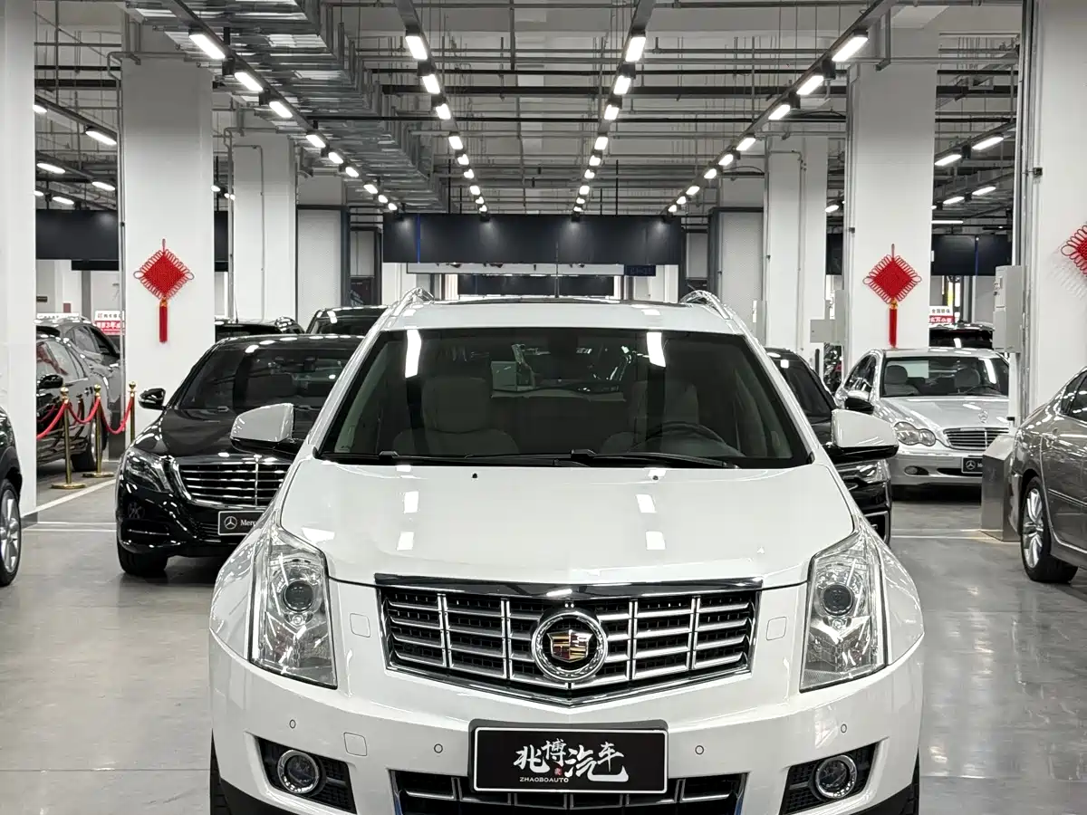 Cadillac SRX 2014 3.0L Leading Model фото 2