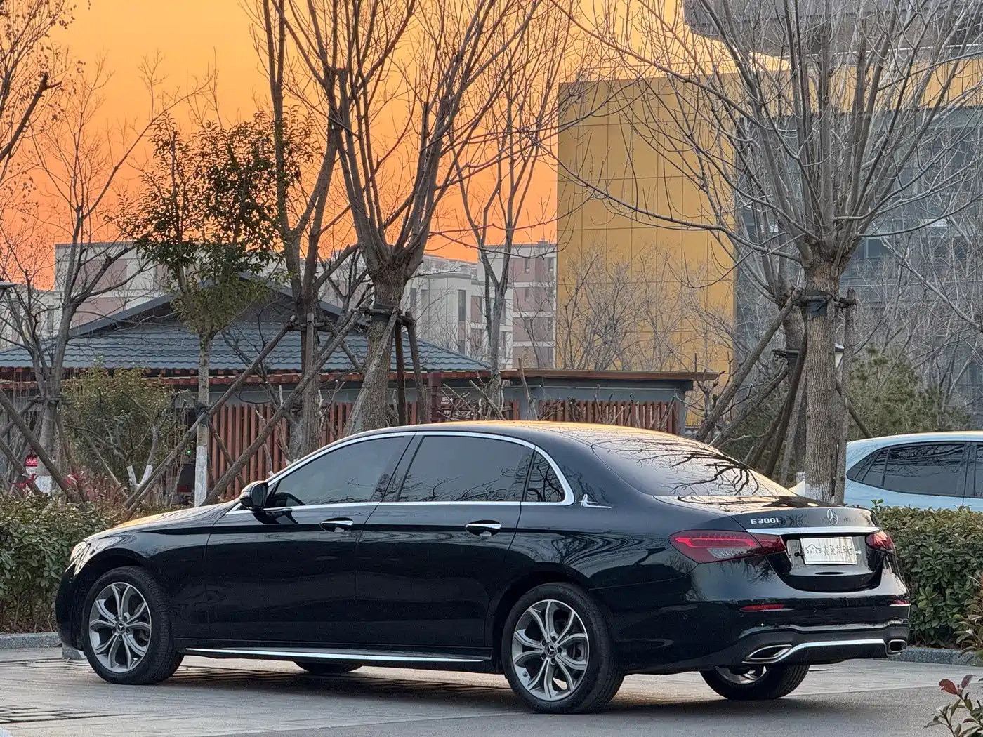 Mercedes-Benz E-Class 2023 E 300 L Sport Luxury фото 12