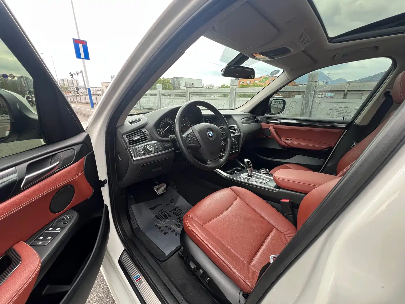 BMW X3 (Import) 2013 Facelift xDrive20i Luxury фото 6