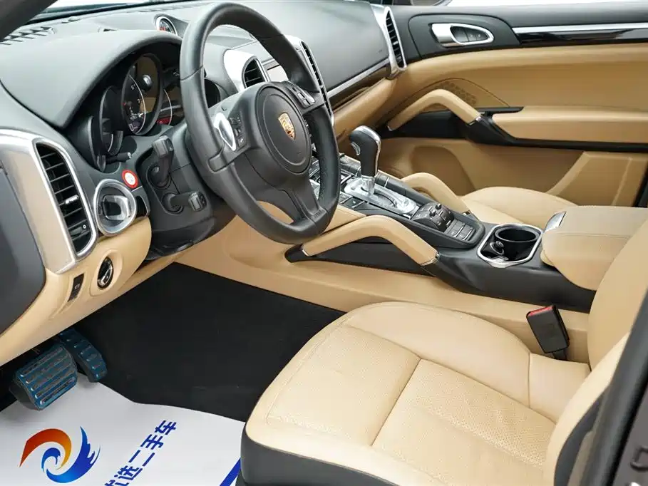 Porsche Cayenne 2014 Cayenne Platinum Edition 3.0T фото 5