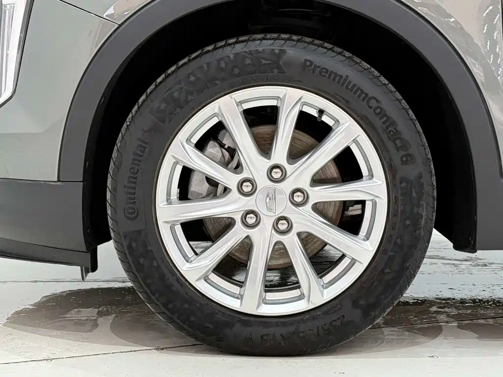 Cadillac XT4 2019 2018 Model 28T 2WD Technology