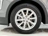 Photo 11 - Cadillac XT4