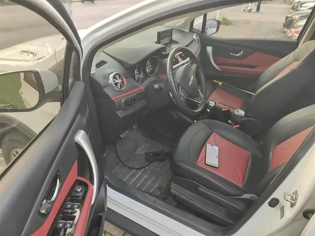 Haval H1 2016 Facelift Blue Label 1.5L AMT Luxury фото 16