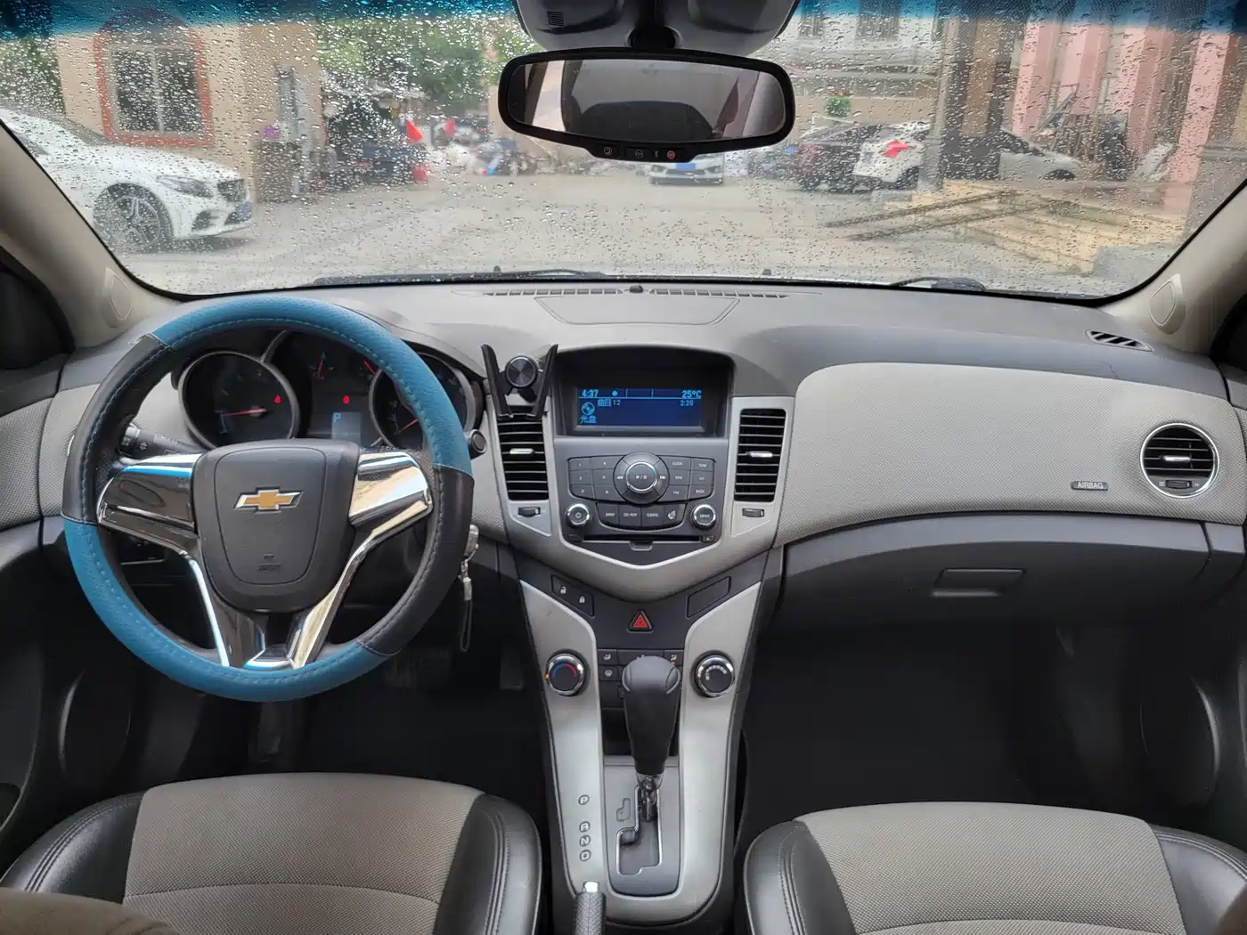 Chevrolet Cruze 2013 Model 1.8L SE AT фото 7