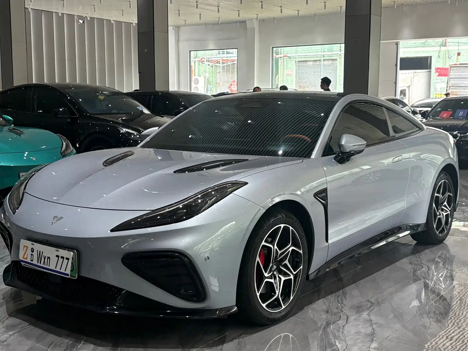 Фото 1 - Nezha Auto Nezha GT