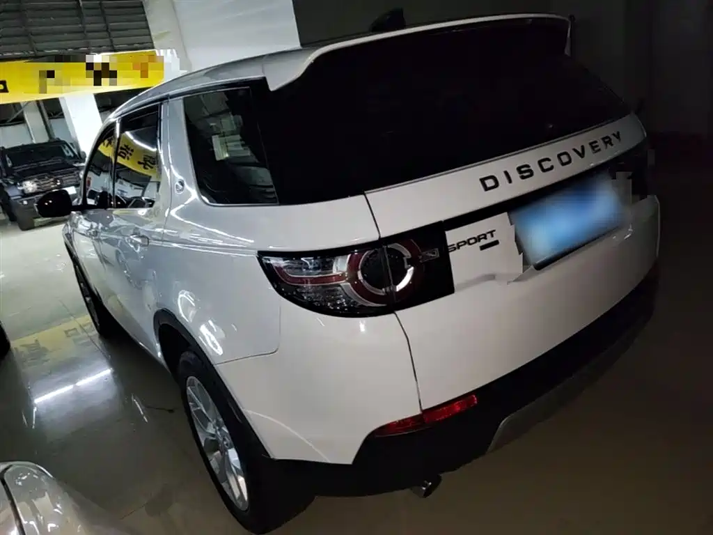 Land Rover Discovery Sport 2018 240PS HSE Edition фото 5