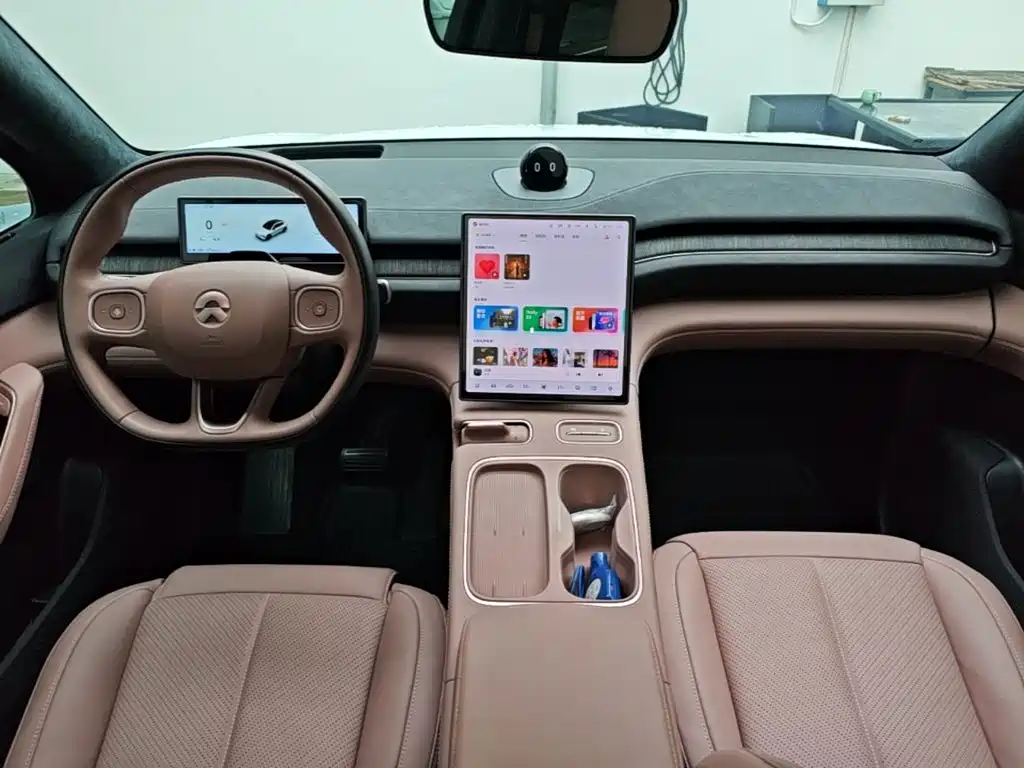 NIO EC6 2025 2024 75kWh