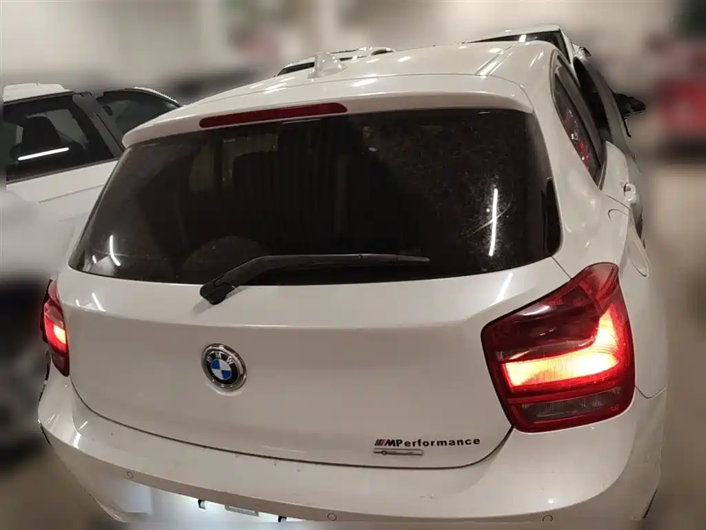 BMW 1 Series (Import) 2013 Facelift 116i Leading Model фото 10