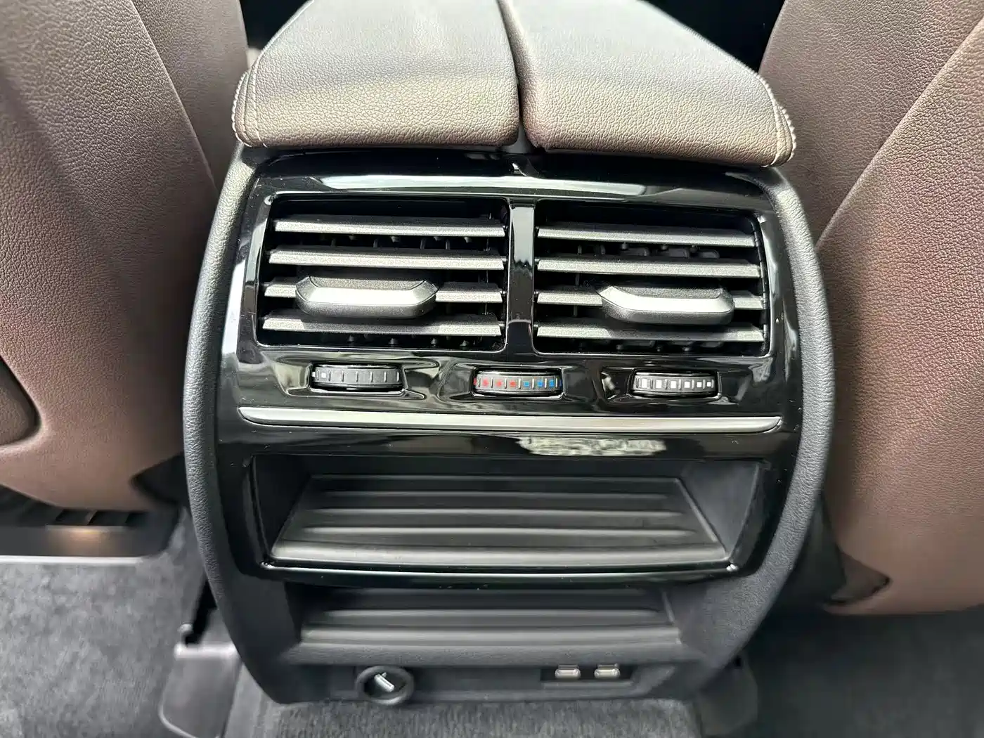 BMW 5 Series, миниатюра 15