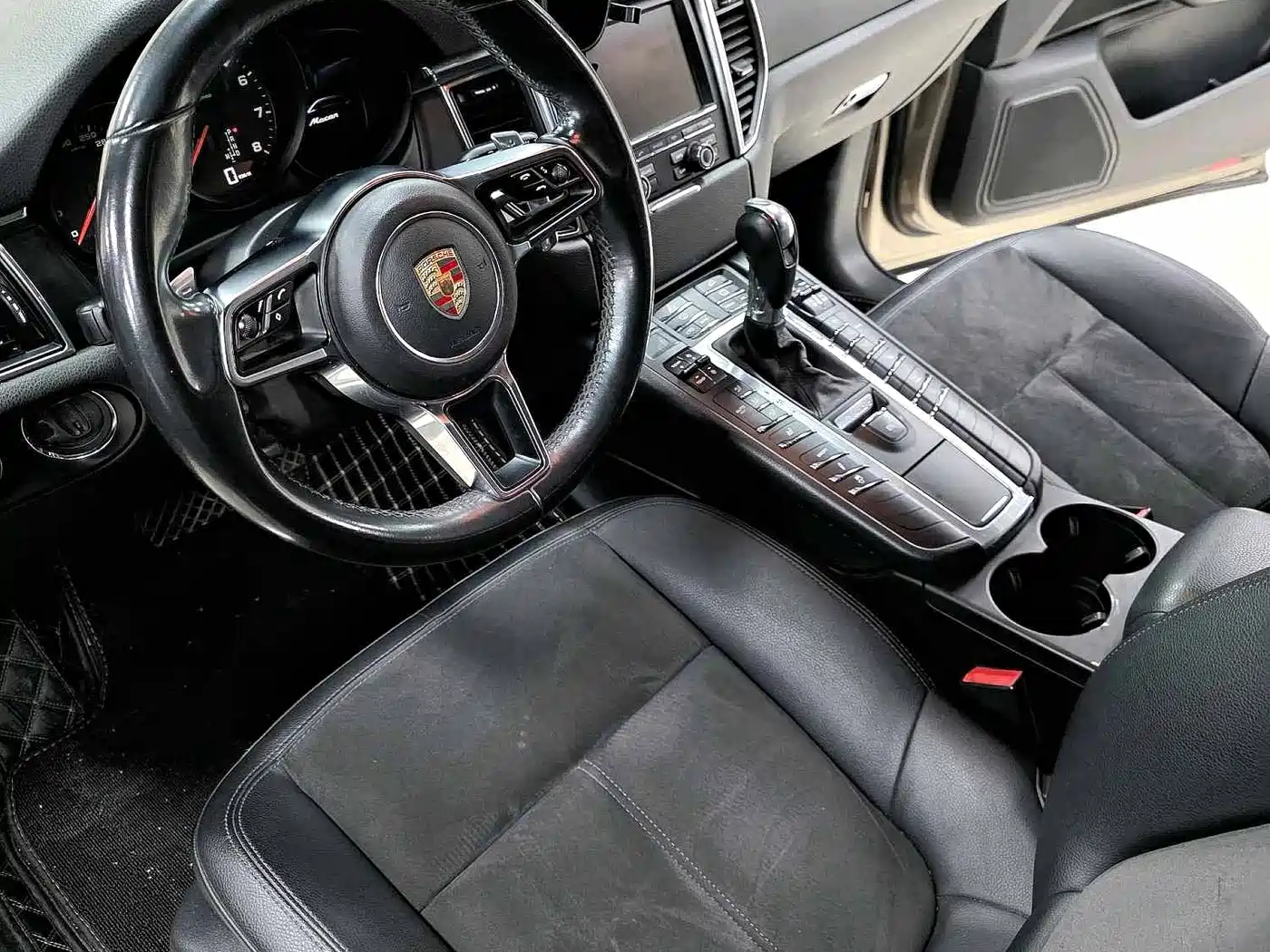 Porsche Macan 2014 Macan 2.0T фото 4