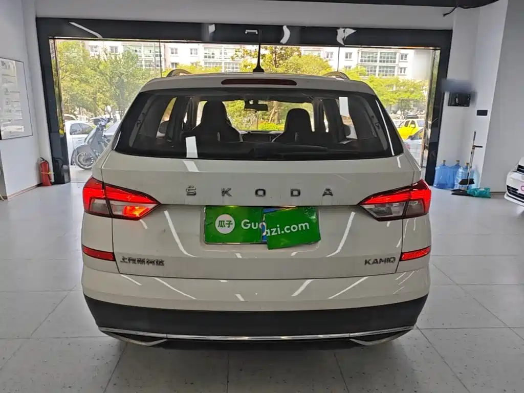 SKODA KOMICK
