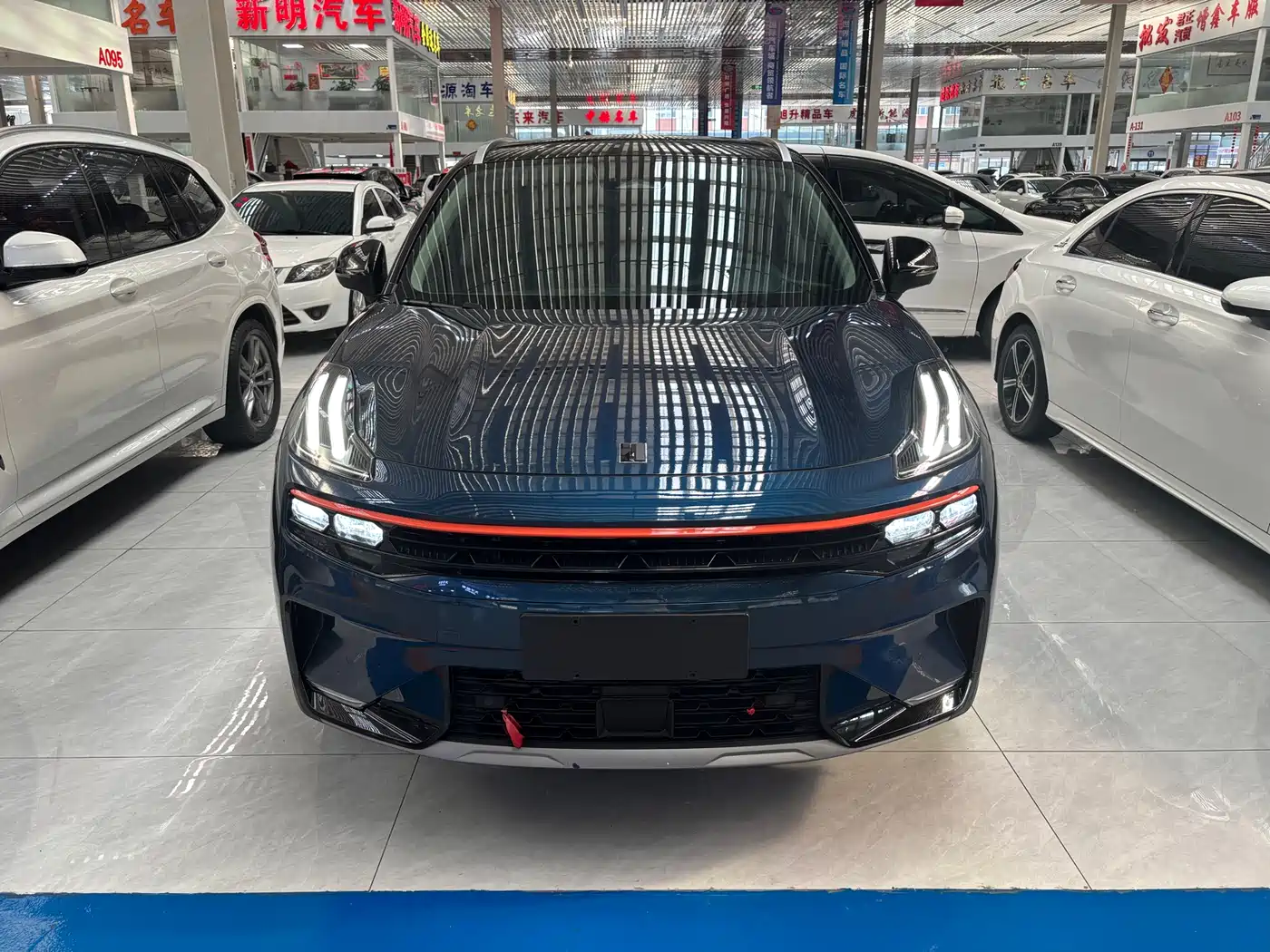Lynk & Co 06 2020 1.5T Halo фото 2