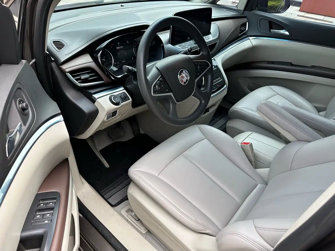 BUICK GL8