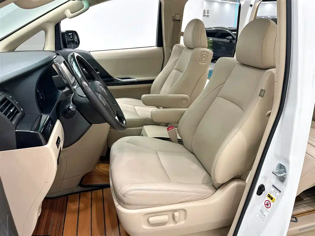 Toyota Alphard 2012 3.5L Luxury Edition фото 8