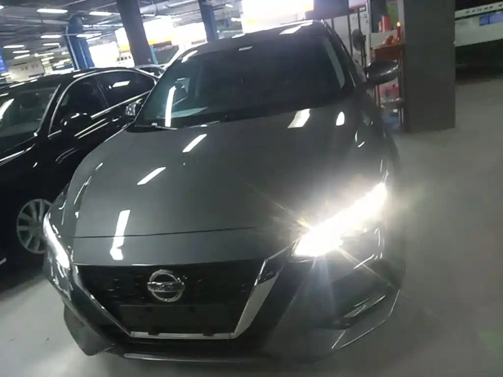 Nissan SYLPHY, миниатюра 3