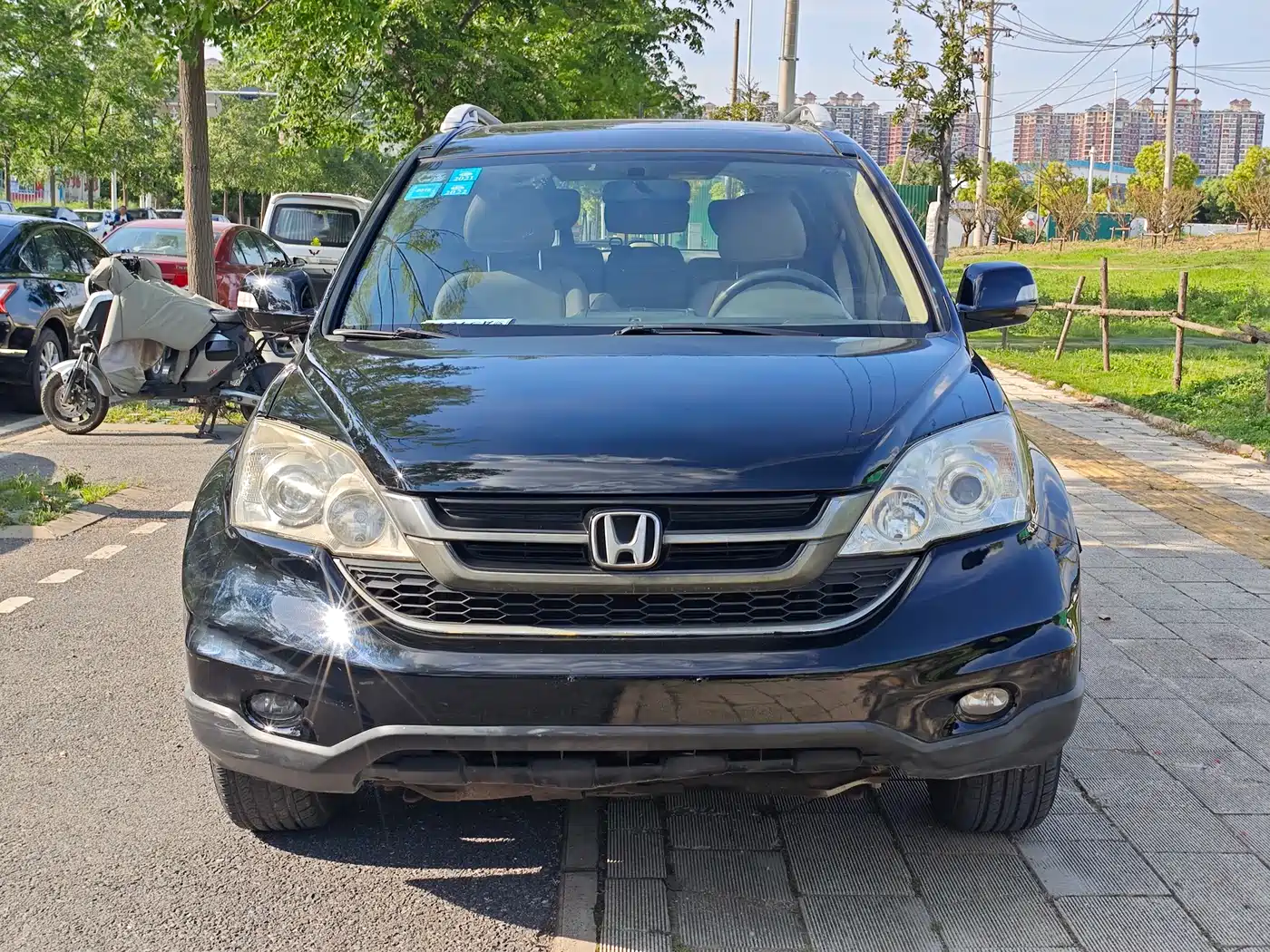 Фото 2 - Honda CR-V