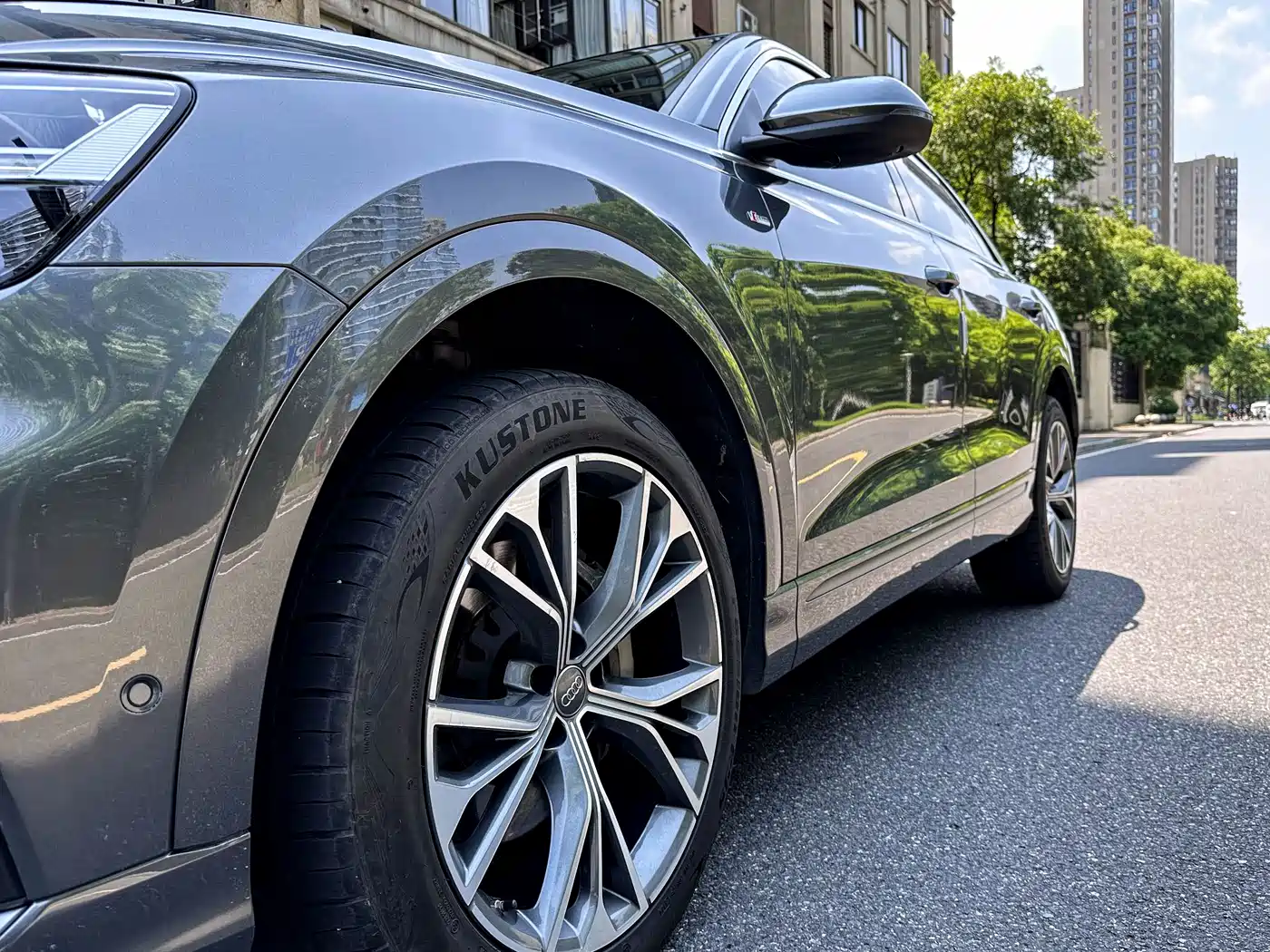 Audi Q8 2019 55 TFSI Luxury Dynamic фото 6