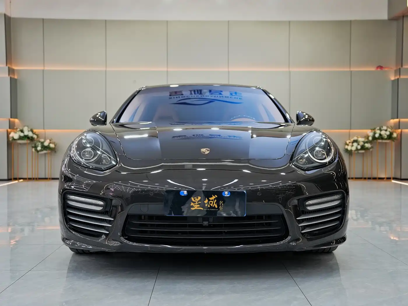 Porsche Panamera 2014 Panamera Turbo Executive 4.8T фото 4